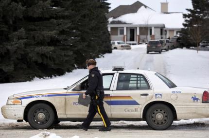 Suspect in RCMP officer shooting found dead