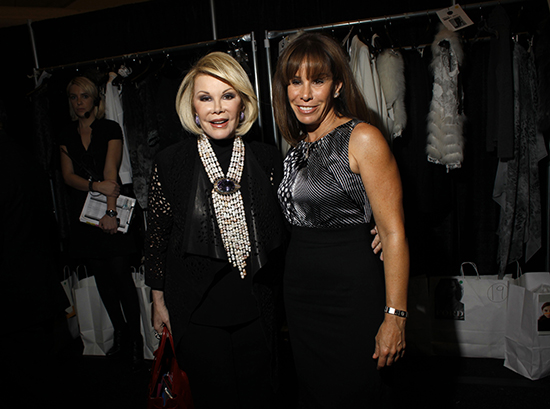 Joan Rivers’ daughter sues clinic over the death of her mother