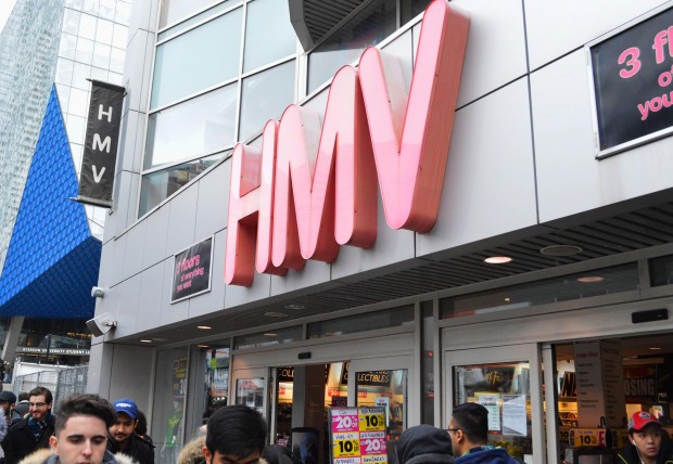HMV stores close as music streaming sites grow