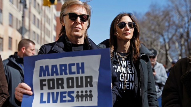 Canadian cities support #MarchForOurLives